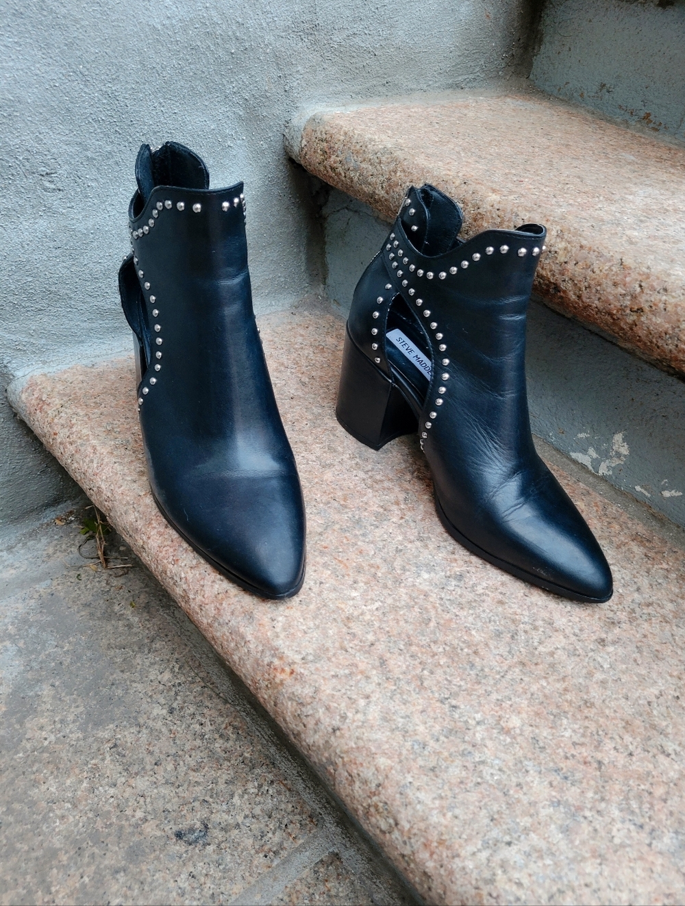 Steve Madden Black Studded Cutout Heeled Ankle Boots Size 10